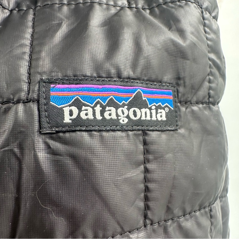 NWT Patagonia Nano Puff Black Quilted Women's Insulated Vest Medium - Picture 4 of 16